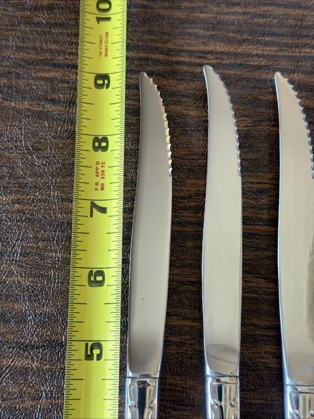 Set of 6 Oneida Community Chatelaine Stainless Hollow Handle Steak Knives 9-1/8